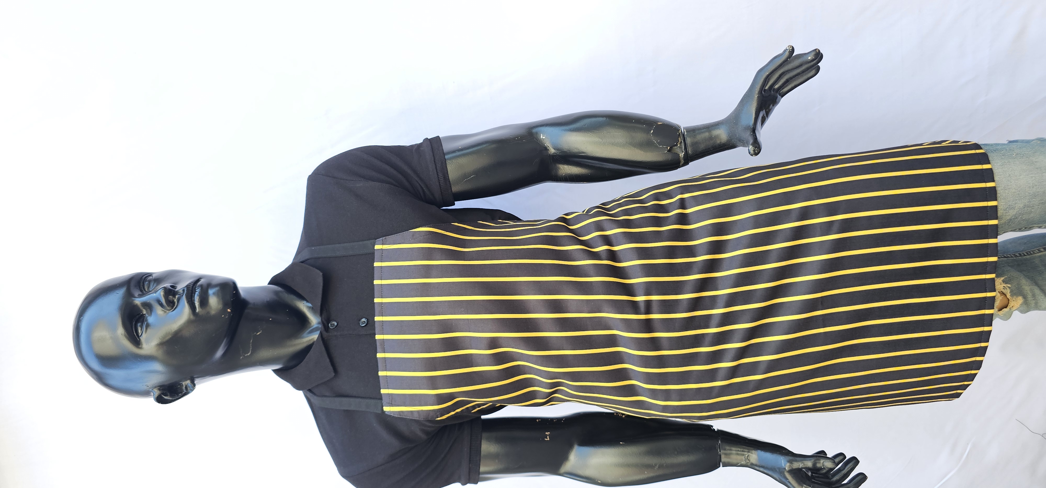 KATYONİK BASKILI ASKLI ÖNLÜK SİYAH ZEMİN SARI ÇİZGİ