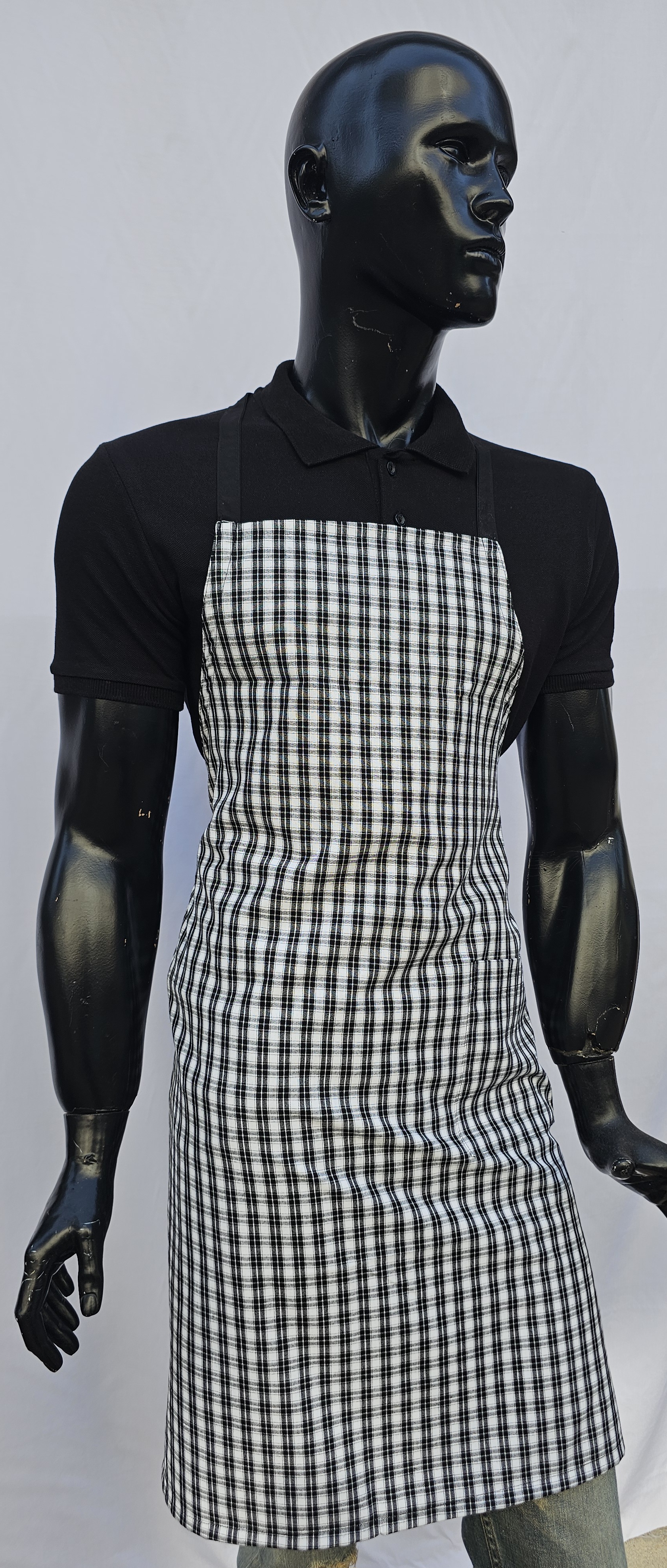 DESENLİ ASKILI ÖNLÜK SİYAH BEYAZ EKOSE