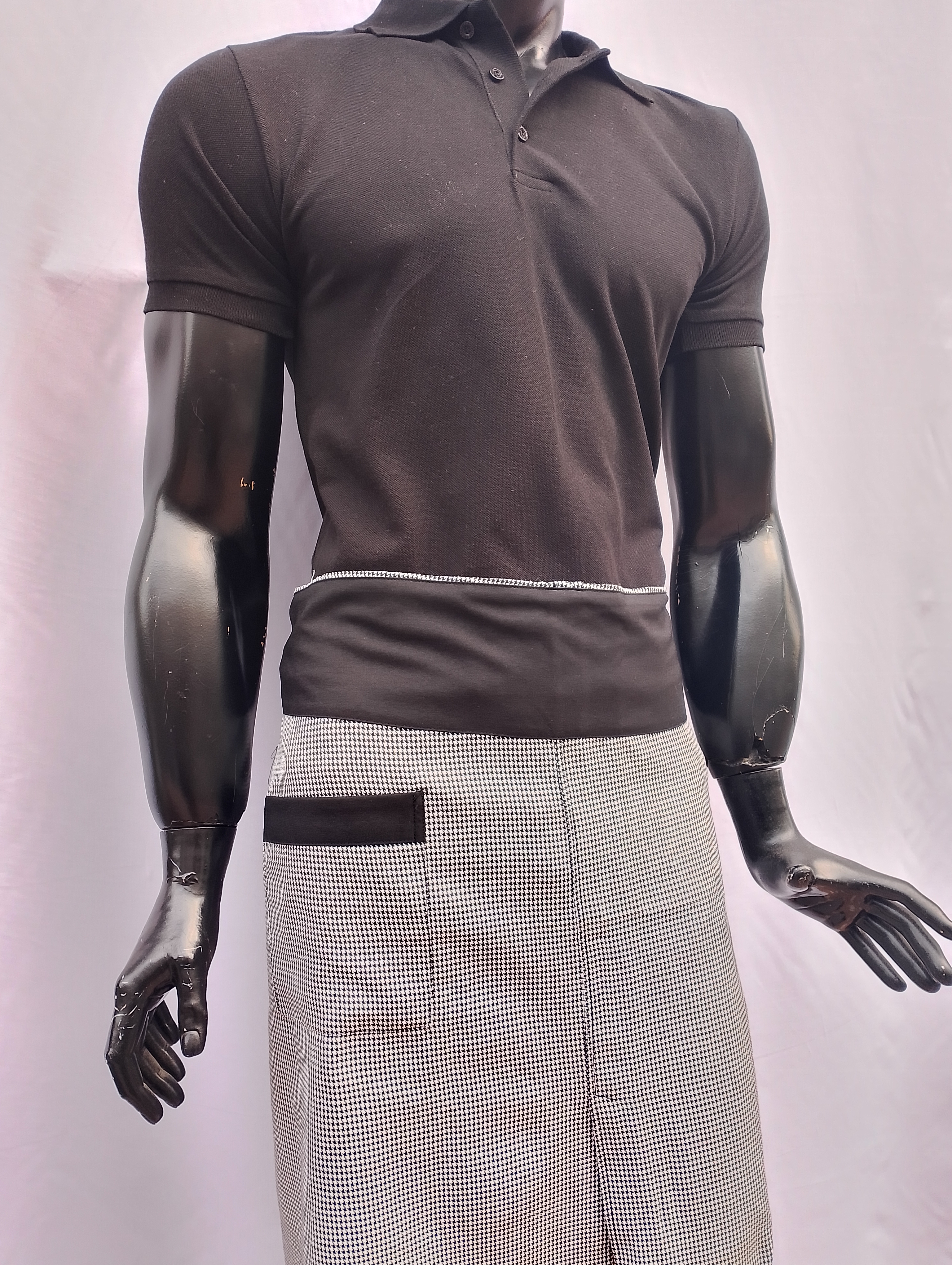 LÜKS YARIM ÖNLÜK YIRTMAÇLI PİYADE PUL ZEMİN SİYAH GARNİ