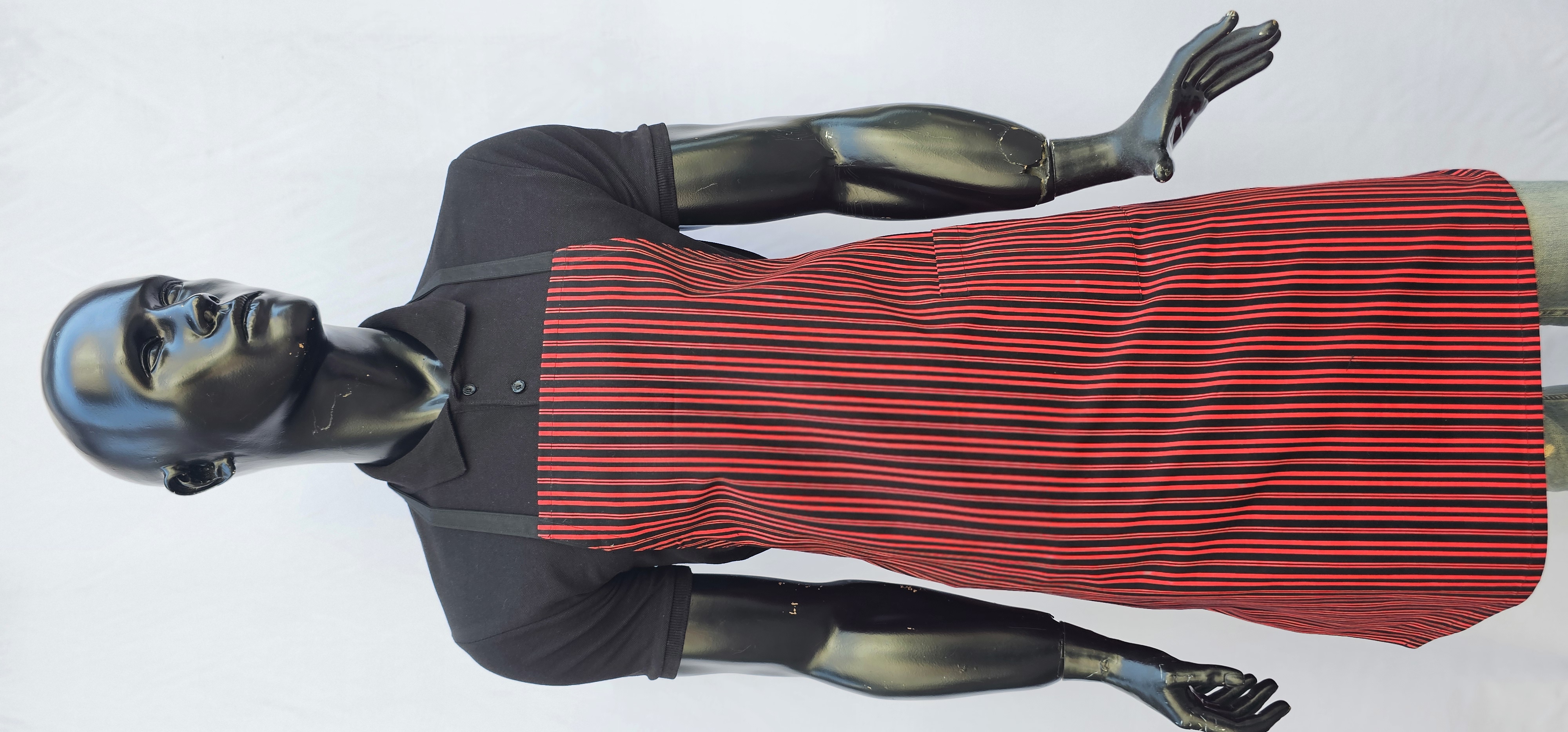 HARMAN GABARDİN ASKLI ÖNLÜK SİYAH ZEMİN KIRMIZI ÇİZGİ