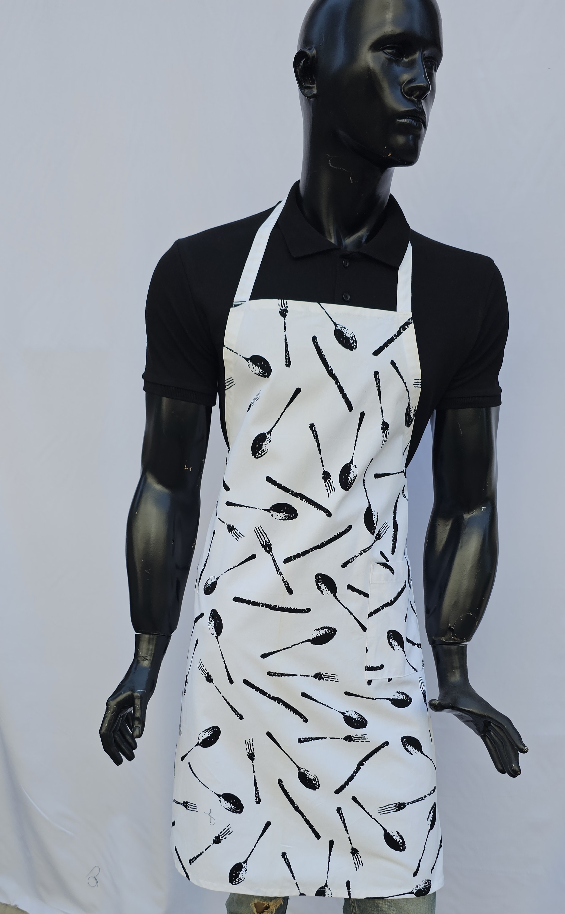 ASKILI ÖNLÜK HARMAN GABARDİN BEYAZ ZEMİN ÇATAL KAŞIK DESENLİ