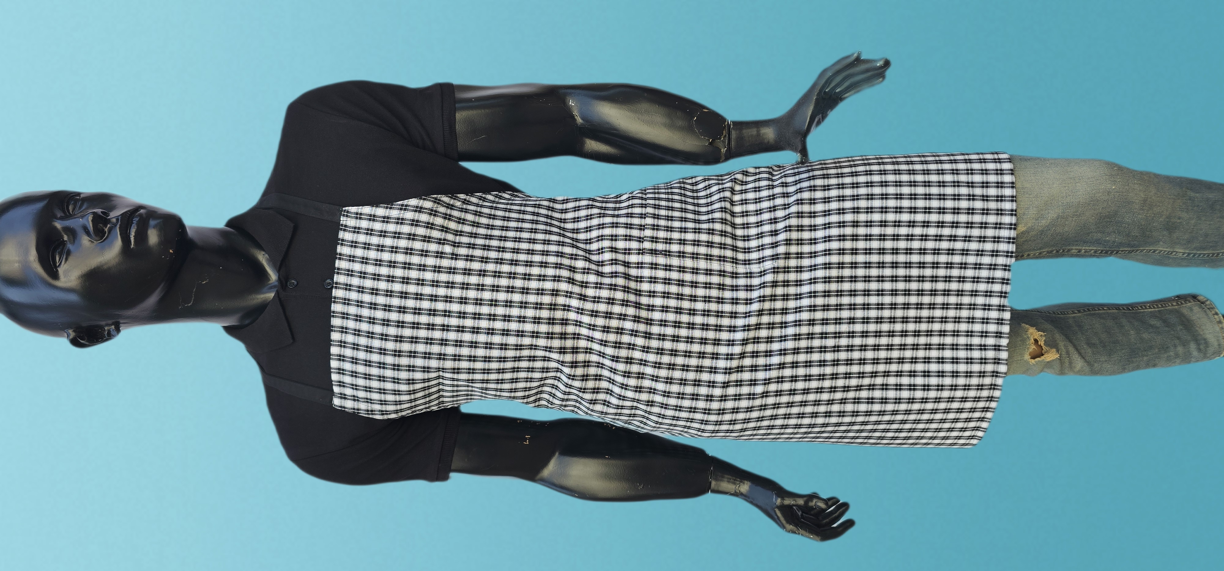 DESENLİ ASKILI ÖNLÜK SİYAH BEYAZ EKOSE